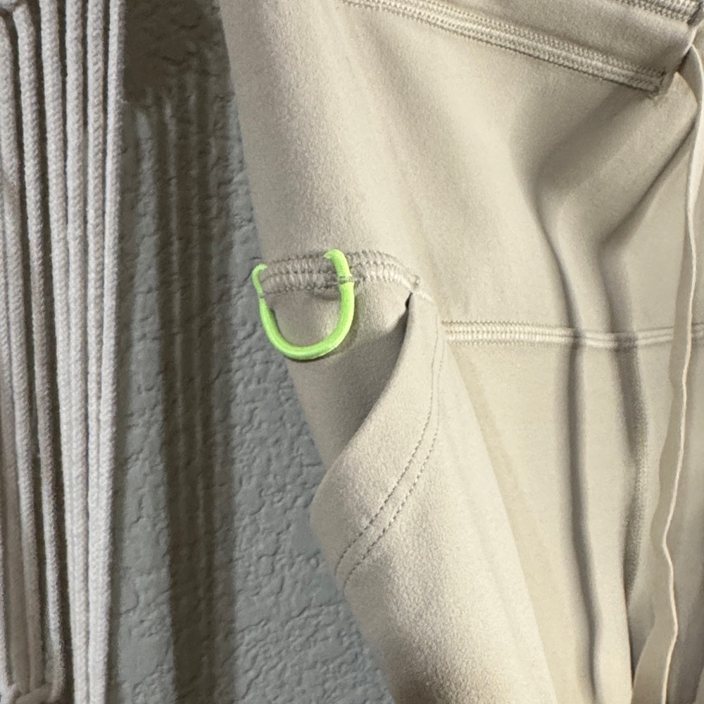 Athleta Salutation Cargo Tight - Picture 6 of 9